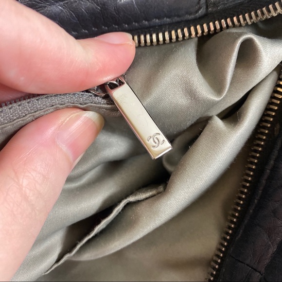 CHANEL Lambskin Leather Sharpei N/S Shopping Tote - Picture 12 of 14